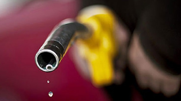 Benzin ve Motorin Fiyatları 4 TL’ye Kadar Düşebilir Beklentisi