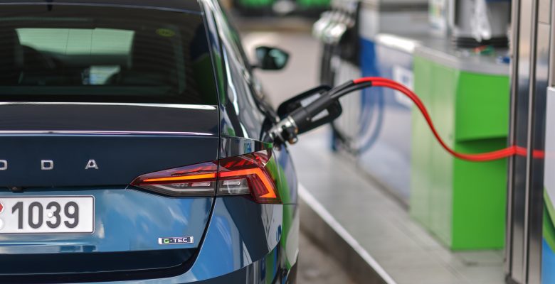 İçten Yanmalı Motorlu Otomobillerin Yasaklanması Saçmalık İçten Yanmalı Motorlu Otomobillerin Yasaklanması Saçmalık
