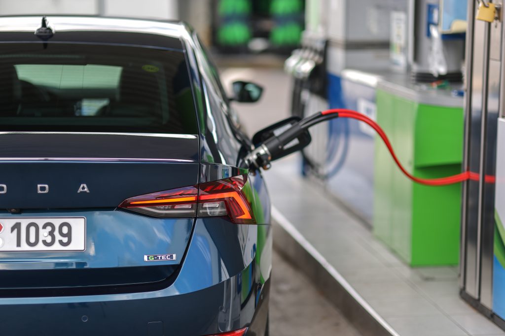 İçten Yanmalı Motorlu Otomobillerin Yasaklanması Saçmalık 1 cekya icten yanmali motor