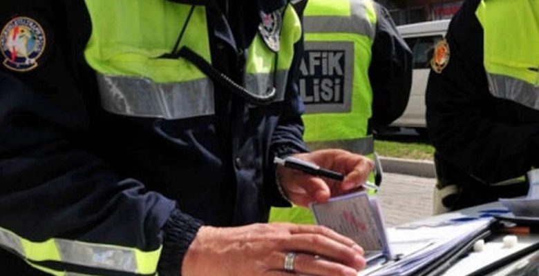 2022 Yılında Trafik Cezaları Ne kadar Olacak? 2022 Yılında Trafik Cezaları Ne kadar Olacak?