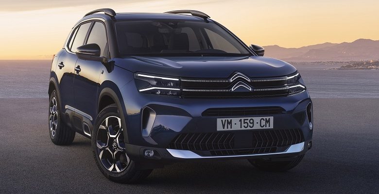 Makyajlanarak Yenilenen Citroen C5 Aircross Tanıtıldı Makyajlanarak Yenilenen Citroen C5 Aircross Tanıtıldı