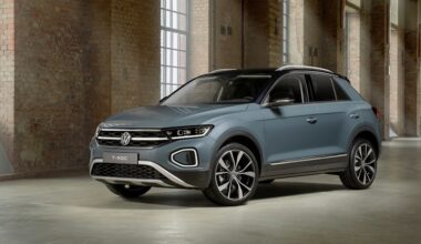 Makyajlanarak Yenilenen Volkswagen T-ROC Satışa Sunuldu Makyajlanarak Yenilenen Volkswagen T-ROC Satışa Sunuldu