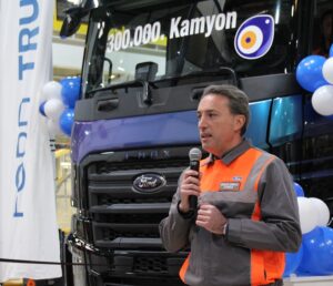 Ford Trucks 300 Bininci Kamyonu Üretti 1 Ford Trucks 300 Bininci Kamyonu Emrah Duman