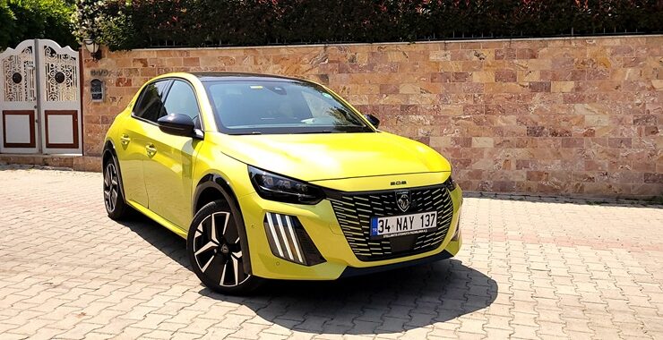Peugeot e-208 Sürüş İzlenimi 1 Peugeot e 208 Surus Izlenimi 7
