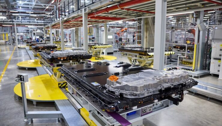 BMW Begins BMW iX3 Production in Debrecen Plant 3 BMW iX3 Production in Debrecen 3