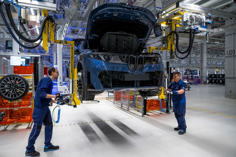 BMW Begins BMW iX3 Production in Debrecen Plant
