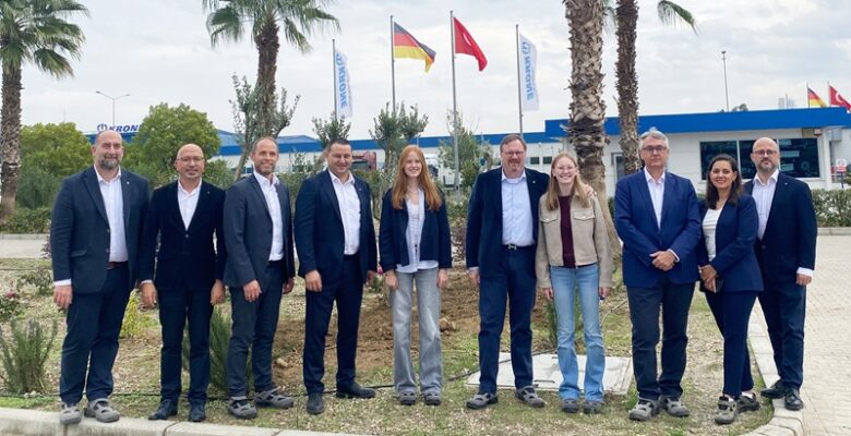Krone Tire Fabrikası Bernard Krone’yi Ağırladı Krone Tire Fabrikası Bernard Krone’yi Ağırladı
