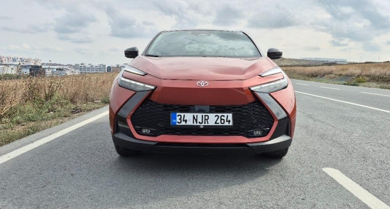 2025 Toyota C-HR Hibrit Passion X-Style Sürüş İzlenimi 1 2025 Toyota C HR Hibrit Passion X Style Surus Izlenimi 2