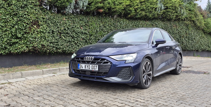 Audi A3 Sedan S Line 2025 Sürüş İzlenimi 1 Audi A3 Sedan S Line 2025 4