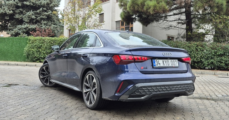 Audi A3 Sedan S Line 2025 Sürüş İzlenimi 3 Audi A3 Sedan S Line 2025 5