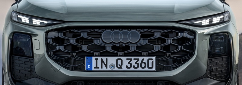 Yeni Audi Q3 Türkiye’de Satışa Sunuldu 2 Yeni Audi Q3 Turkiyede 3