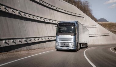 Volvo Trucks Start Stop Teknolojisi Tanıtıldı Volvo Trucks Start Stop Teknolojisi Tanıtıldı
