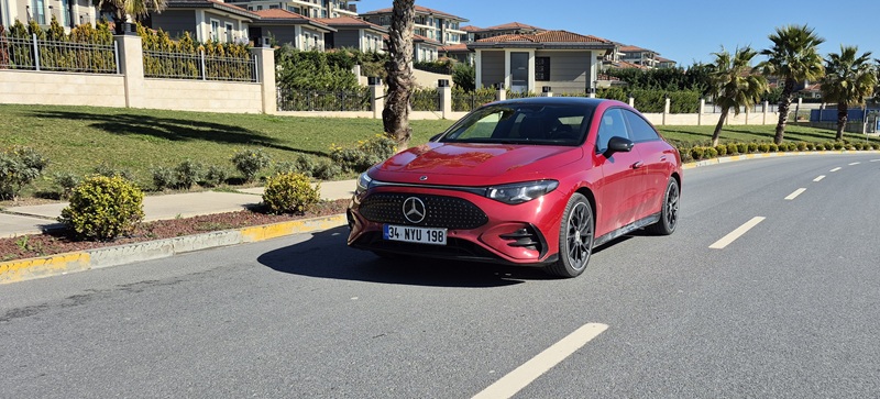 Mercedes-Benz CLA 350 Sürüş İzlenimi 11 Mercedes Benz CLA 350 Surus Izlenimi 12