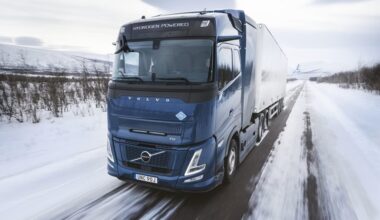 Volvo Hidrojenli Kamyon Test Edilmeye Başlandı Volvo Hidrojenli Kamyon Test Edilmeye Başlandı