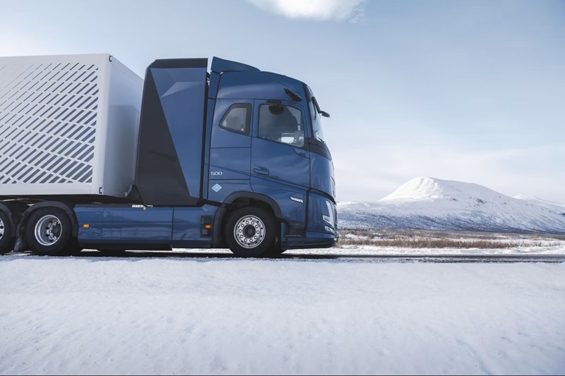 Volvo Hidrojenli Kamyon Test Edilmeye Başlandı 1 Volvo Hidrojenli Kamyon 2