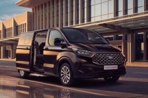 Yeni Ford Tourneo Custom 9+1 Satışa Sunuldu