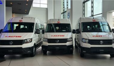 Altur Turizm 50. Yılını 150 Volkswagen Crafter İle Kutladı Altur Turizm 50. Yılını 150 Volkswagen Crafter İle Kutladı