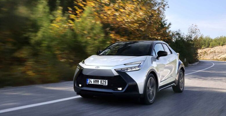 Toyota C-HR 10 Yaşında: Hibrit C-SUV Türkiye’de Satışlarını Katlamaya Devam Ediyor